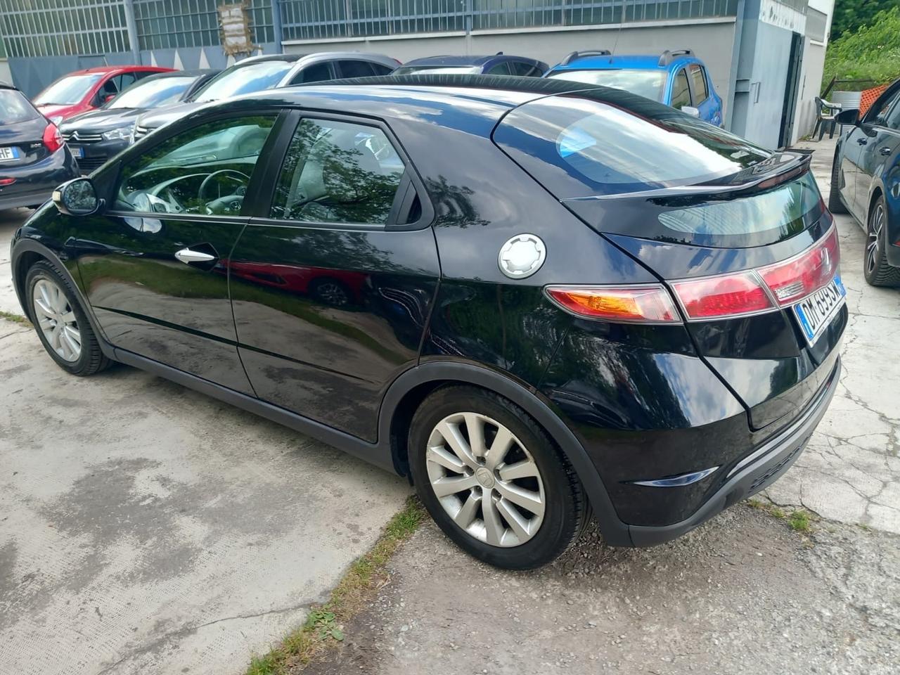 Honda Civic 1.4 i-DSi 5p. Comfort LE
