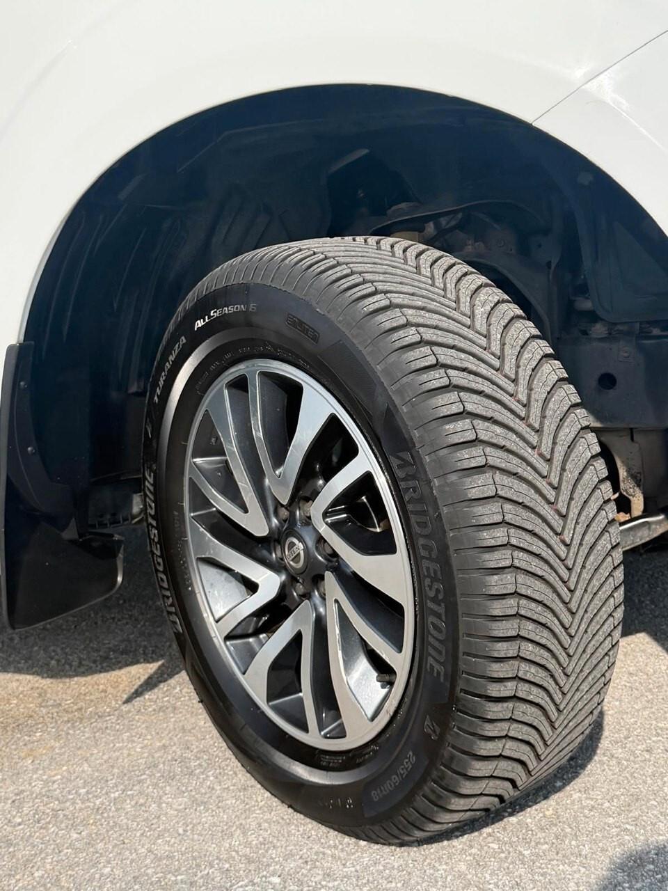 Nissan Navara 2.3 dCi 4WD Double Cab N-Connecta