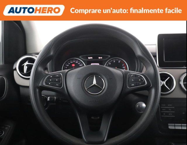 MERCEDES-BENZ B 180 Executive