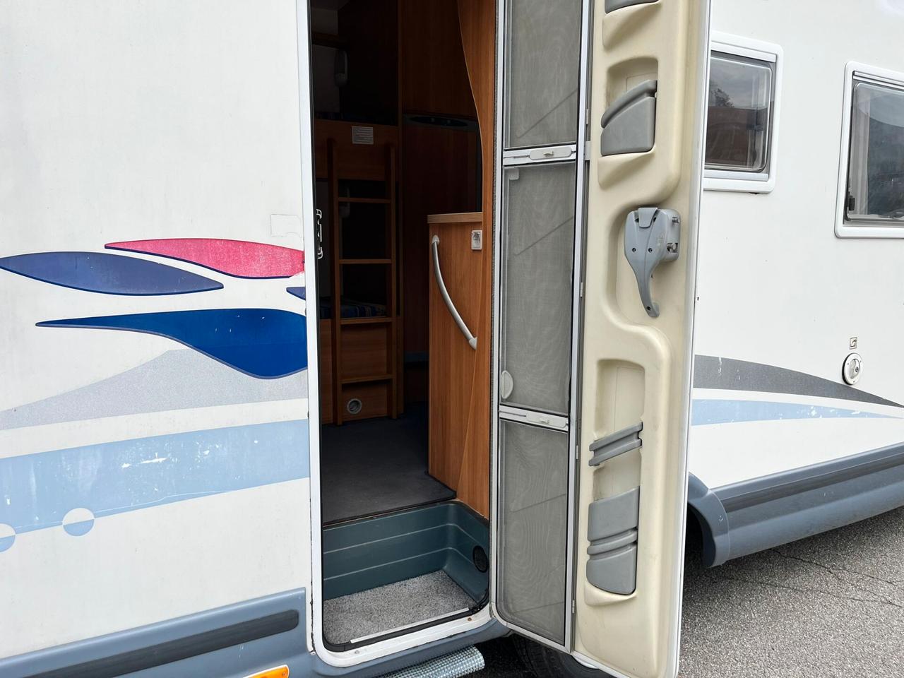 Challenger 972 mansardato gemellato SOLO 41.000 KM! 7 posti letto