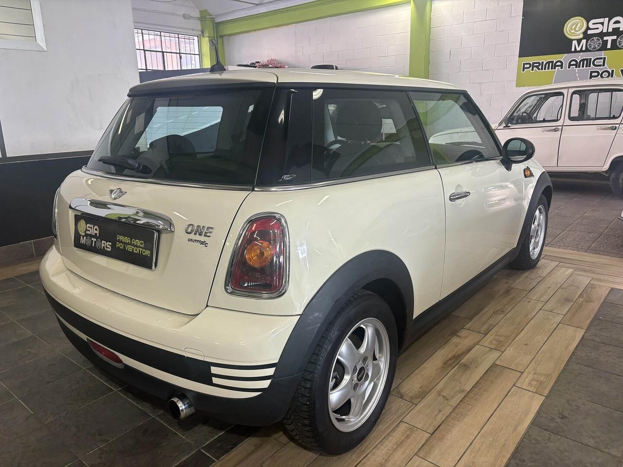 MINI ONE 1.4 95 CV