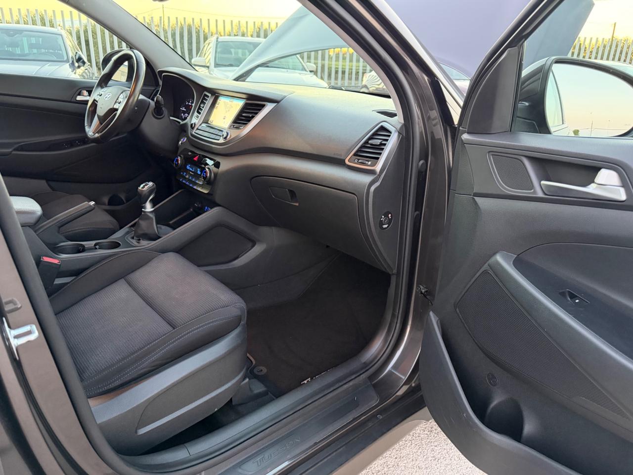 HYUNDAI TUCSON 1.7 CRDi XPOSSIBLE FULL LED MY16