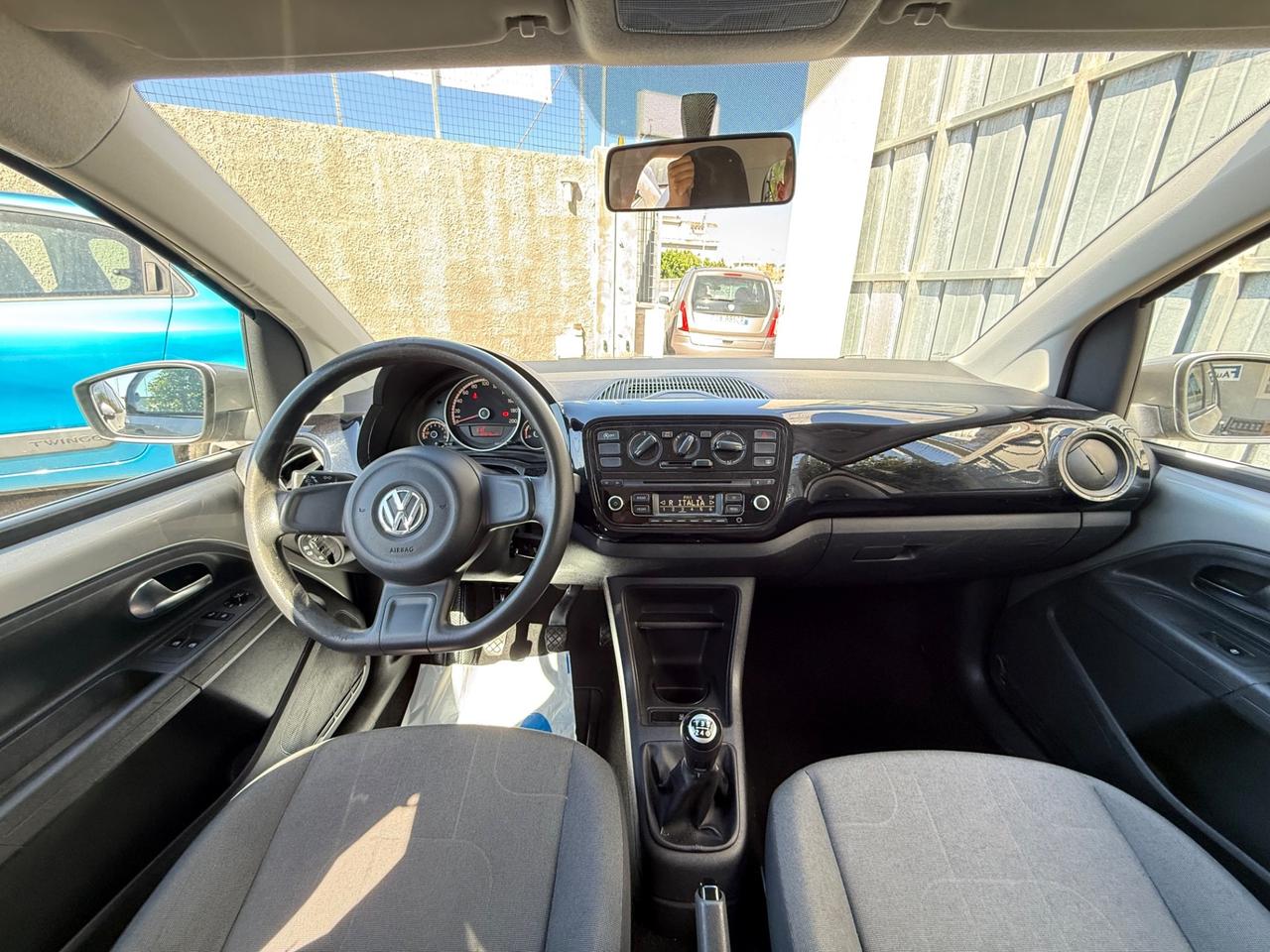 Volkswagen up! 1.0 5p. eco move BlueMotion Technology,128.892 km