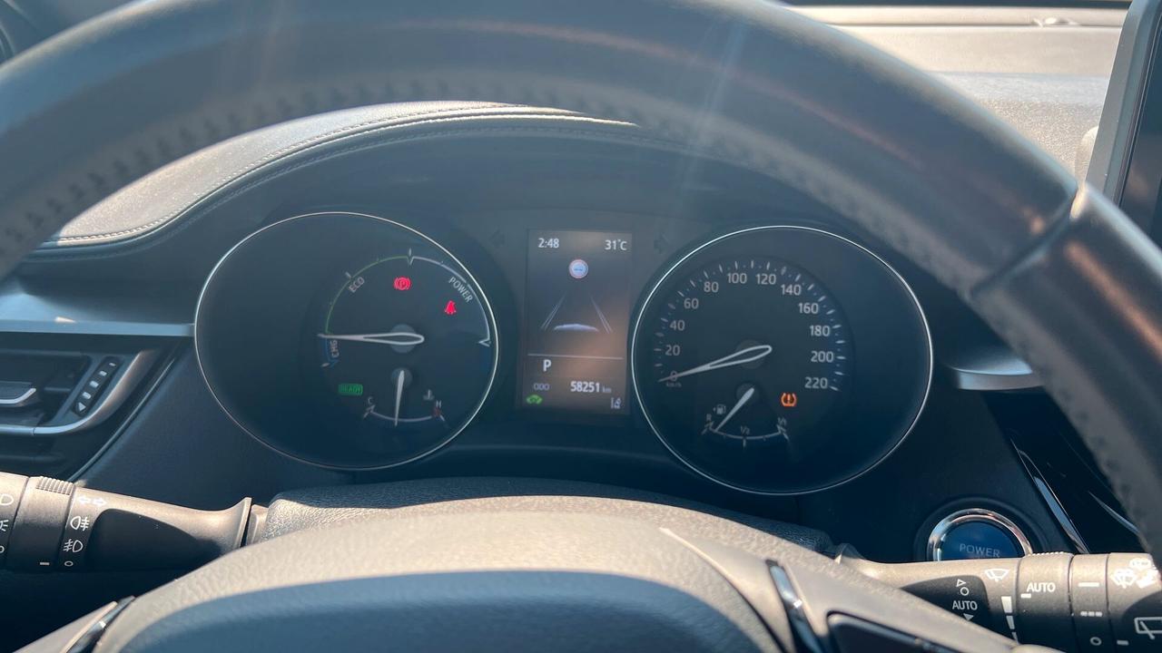 Toyota C-HR 1.8 Hybrid E-CVT Trend