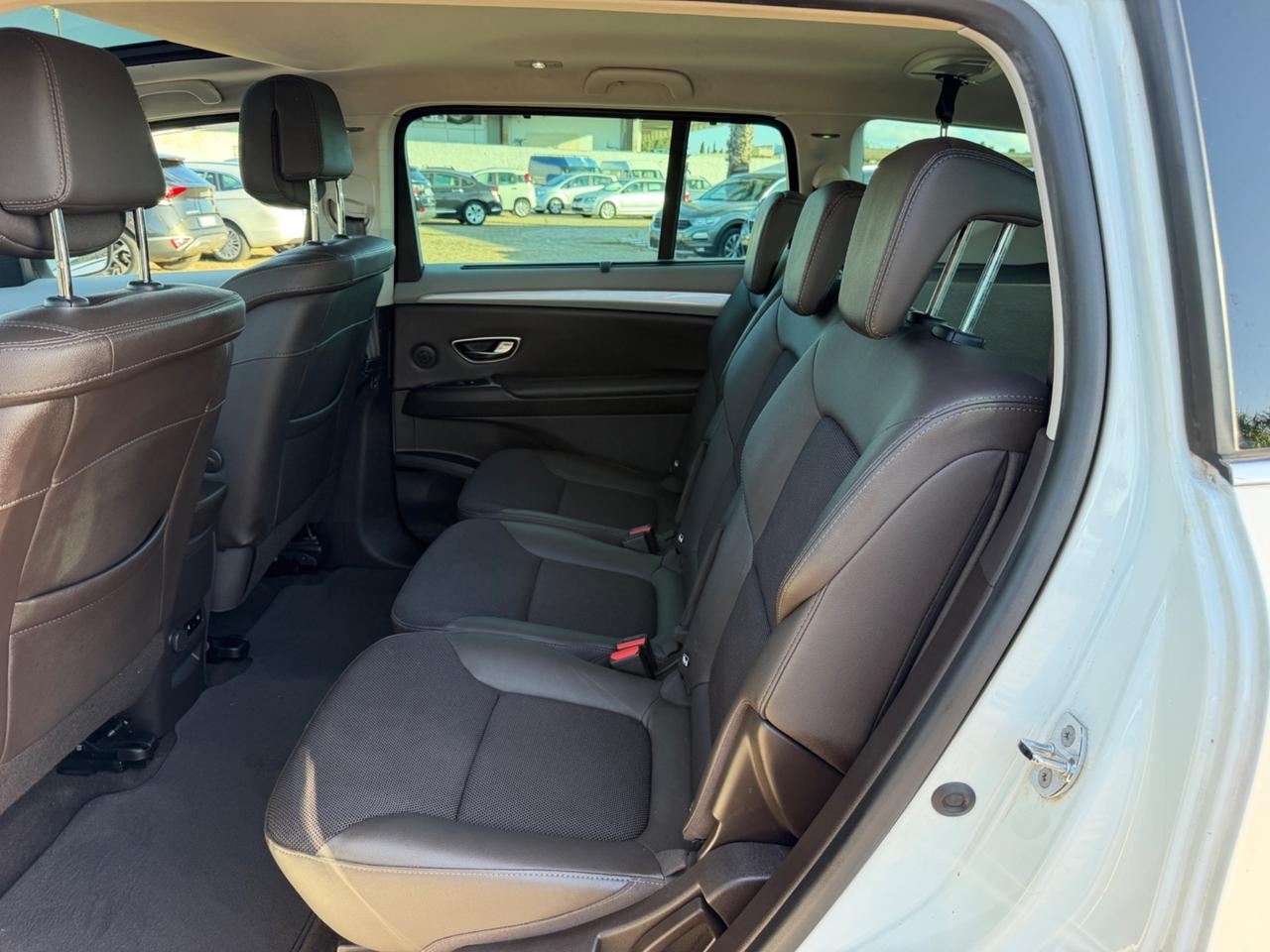 Renault Espace dCi 160CV EDC Energy Initiale Paris 4Control