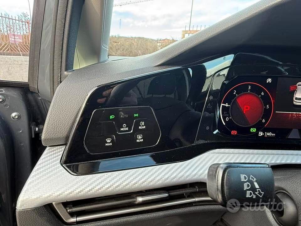 Volkswagen Golf 2.0 TDI 116cv -DSG- LIFE