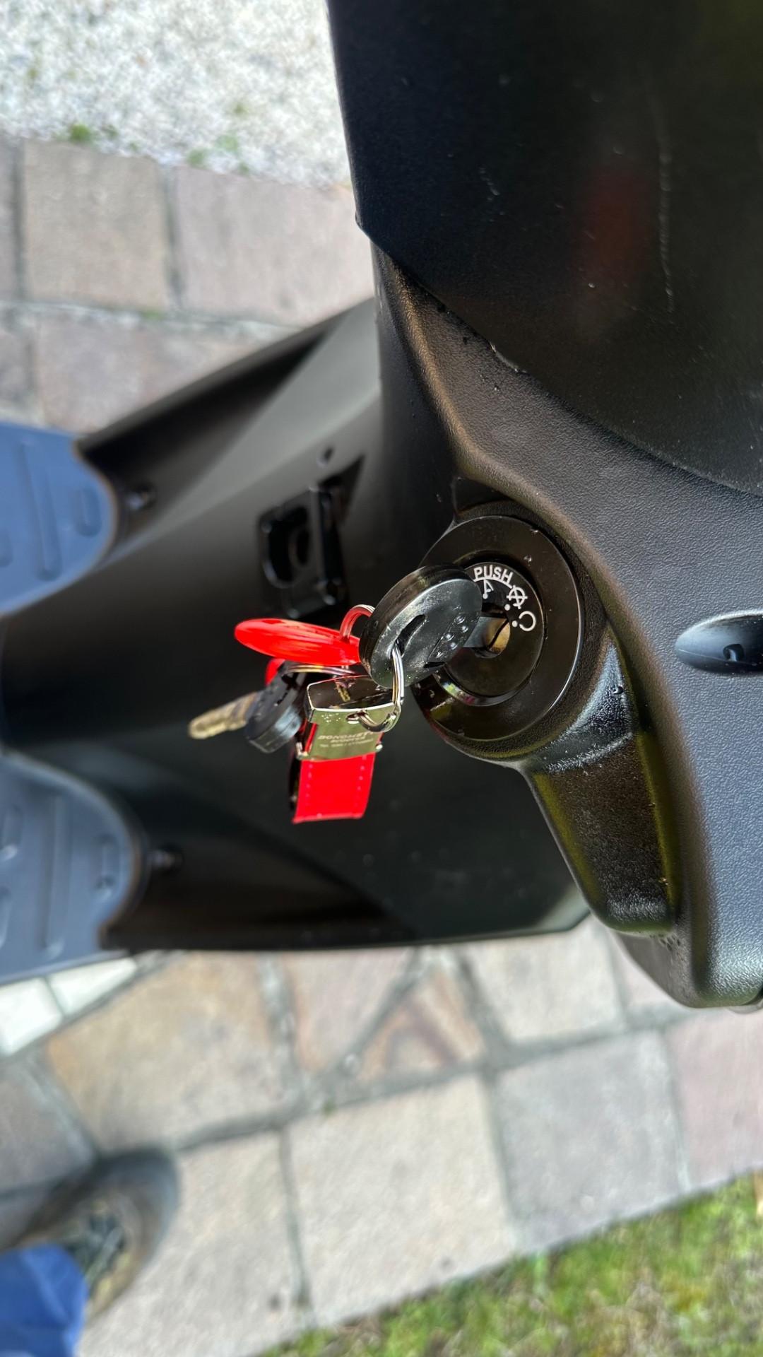 Peugeot Kisbee 50 4t Bauletto posteriore