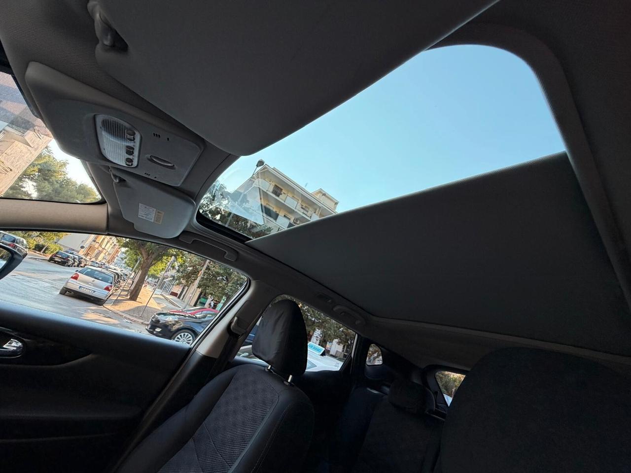 Nissan Qashqai 1.5 dCi Tekna