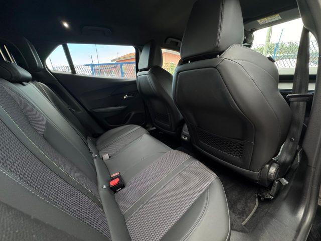 PEUGEOT 2008 PureTech 130 S&S EAT8 GT