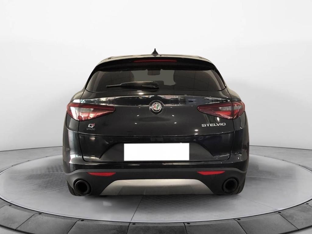 Alfa Romeo Stelvio 2.0 Turbo First Edition Q4 Auto