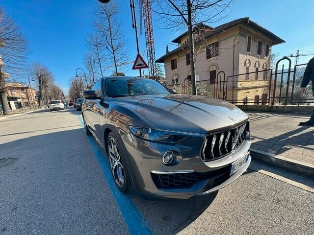 Maserati Levante 330 CV MHEV AWD GT