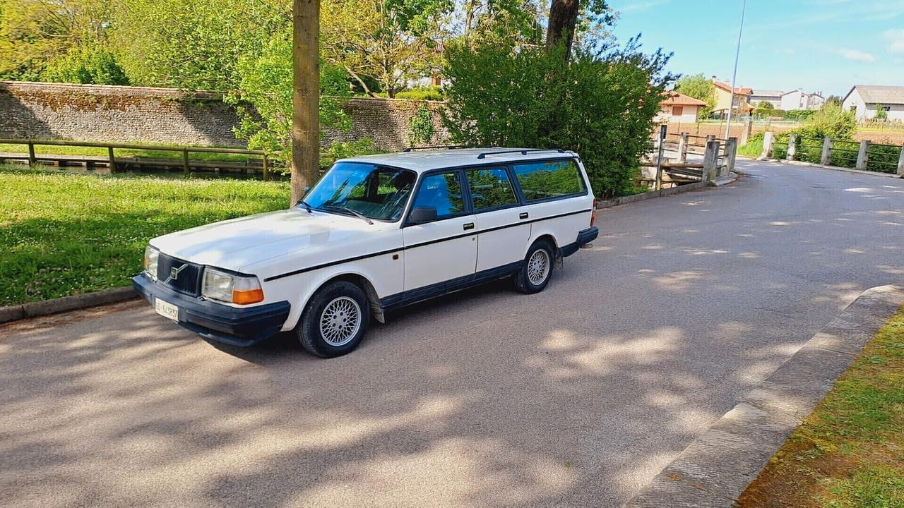 Volvo 240 Clima ben tenuta solo 150.000 KM!!