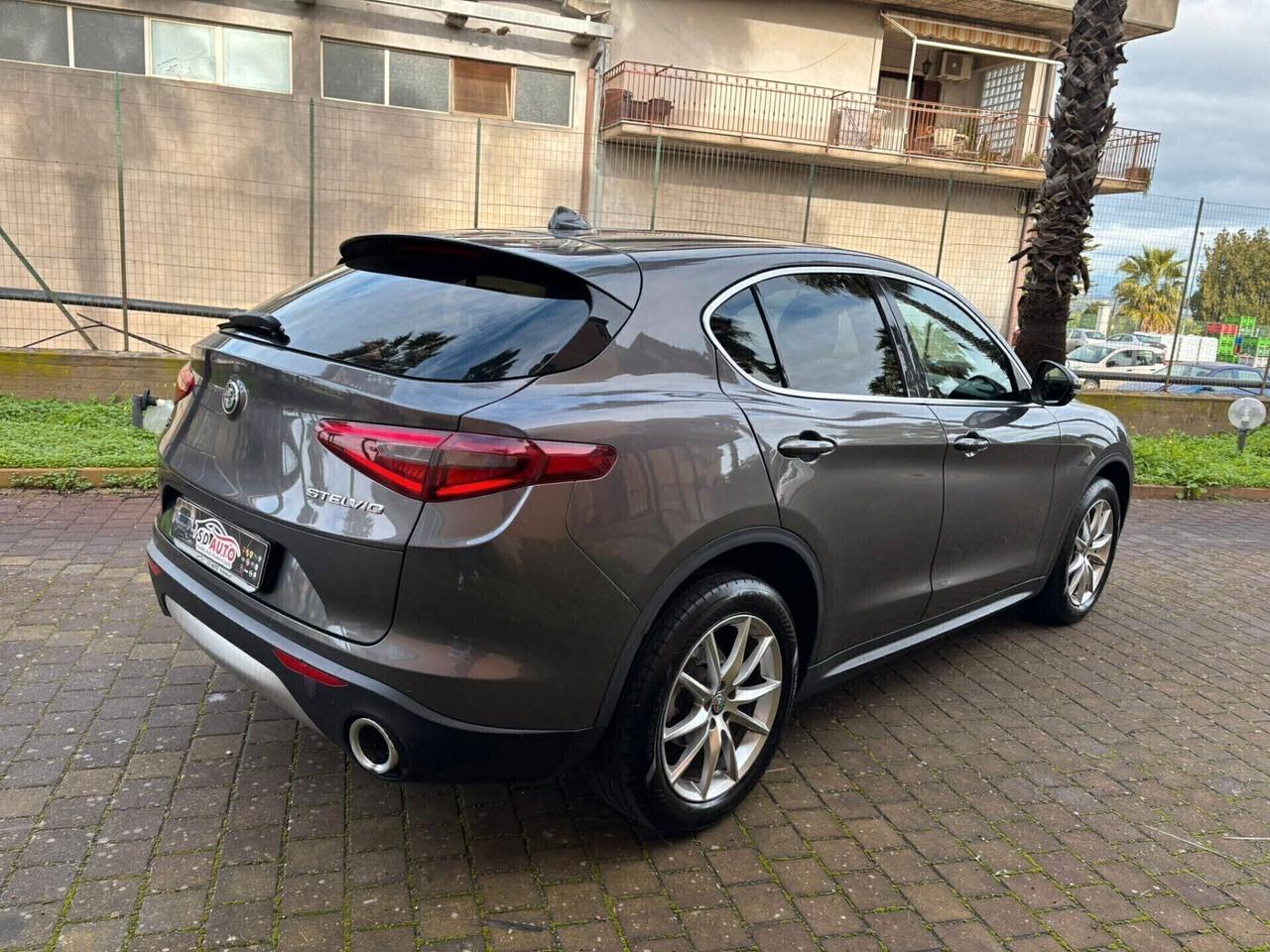 Alfa Romeo Stelvio 2.2 Turbodiesel 210 CV AT8 Q4 Executive.*/