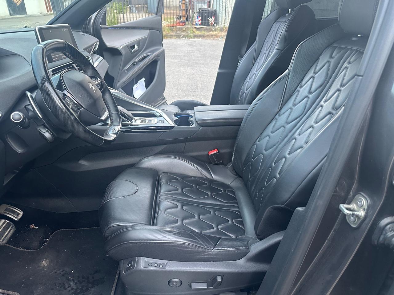 Peugeot 5008 GT LINE 7 POSTI