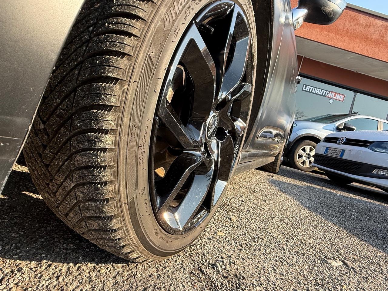 Ds DS3 3 1.6 THP 155 Just Black