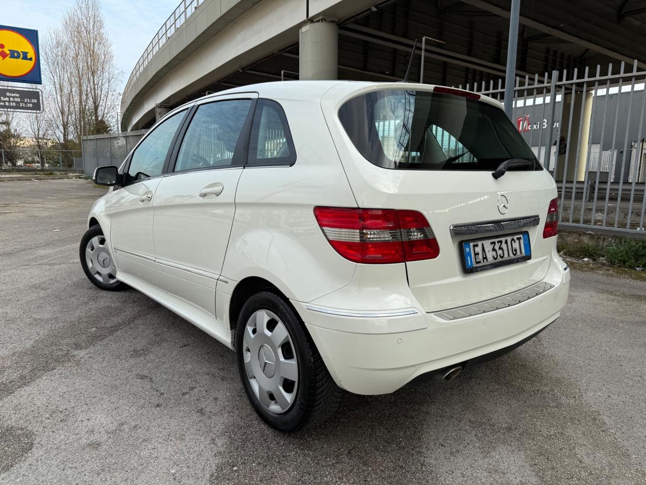 Mercedes-benz B 200 Restayling Premium Full Perfetta