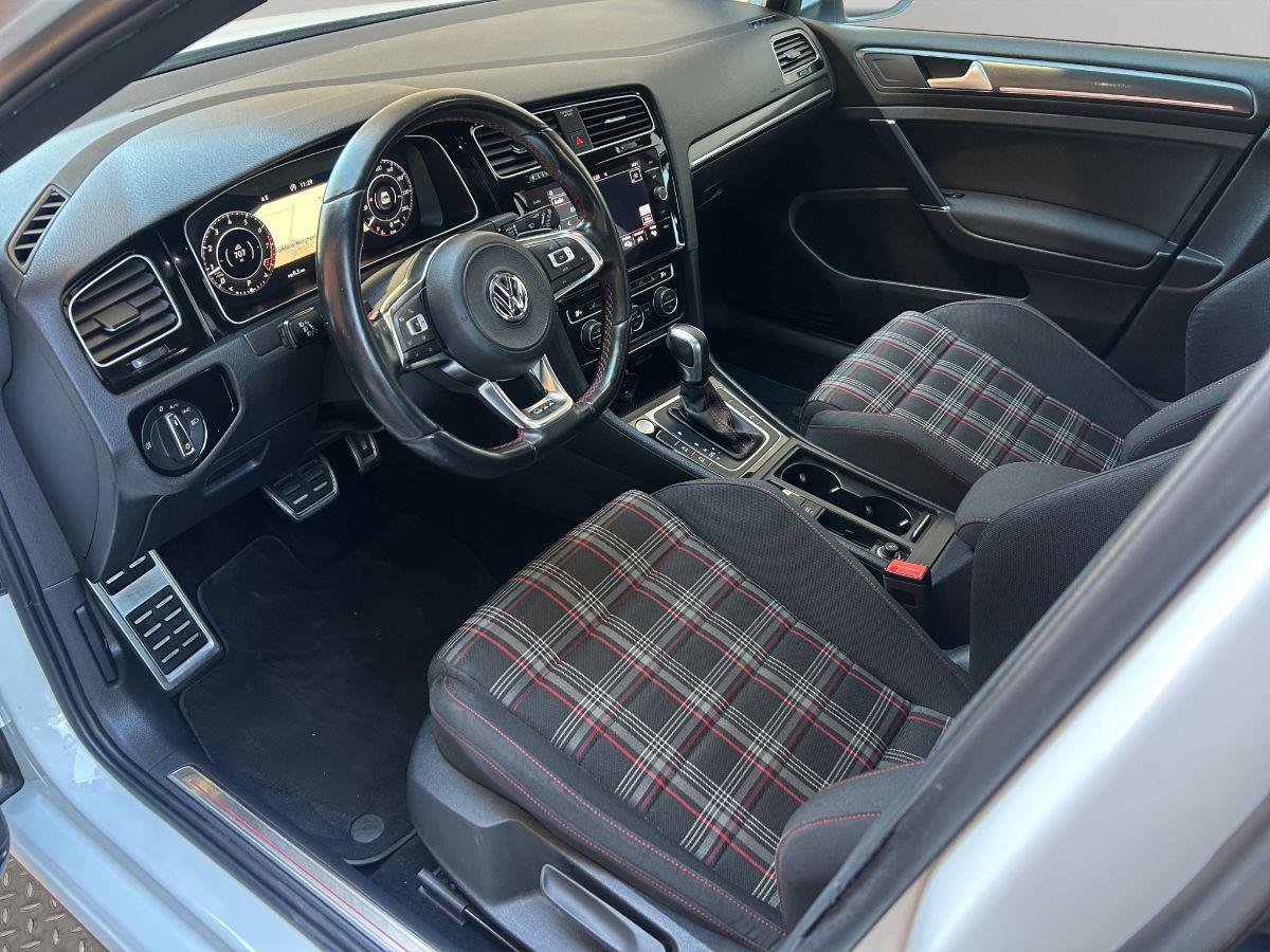 VOLKSWAGEN - Golf - 7.5 GTI Perf. 2.0 245CV TSI DSG 5p. BMT TETTO