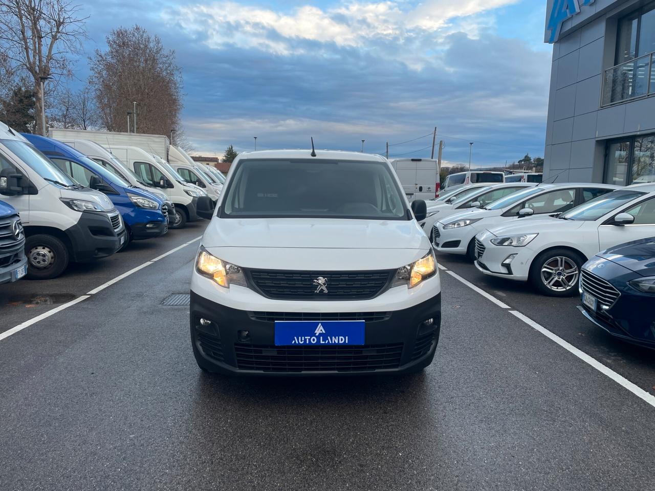 PEUGEOT Partner 1.5 bluehdi 100cv L1 Grip 10q S&S E6d