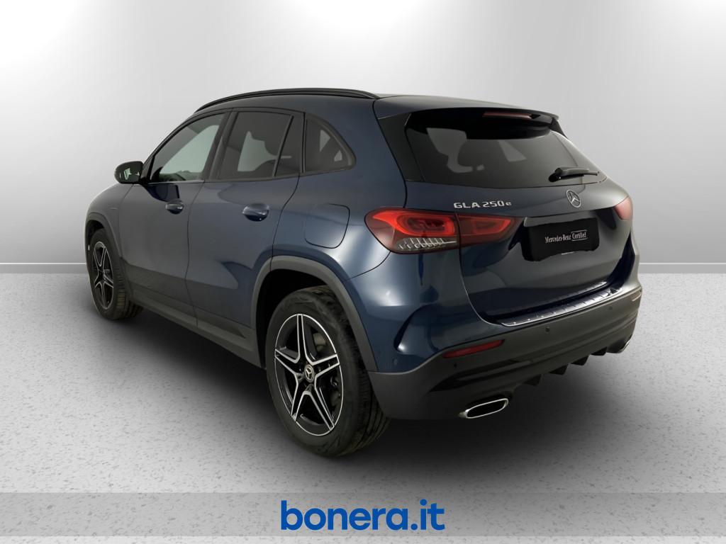 Mercedes GLA 250 250 EQ-POWER Premium Speedshift DCT AMG 8G