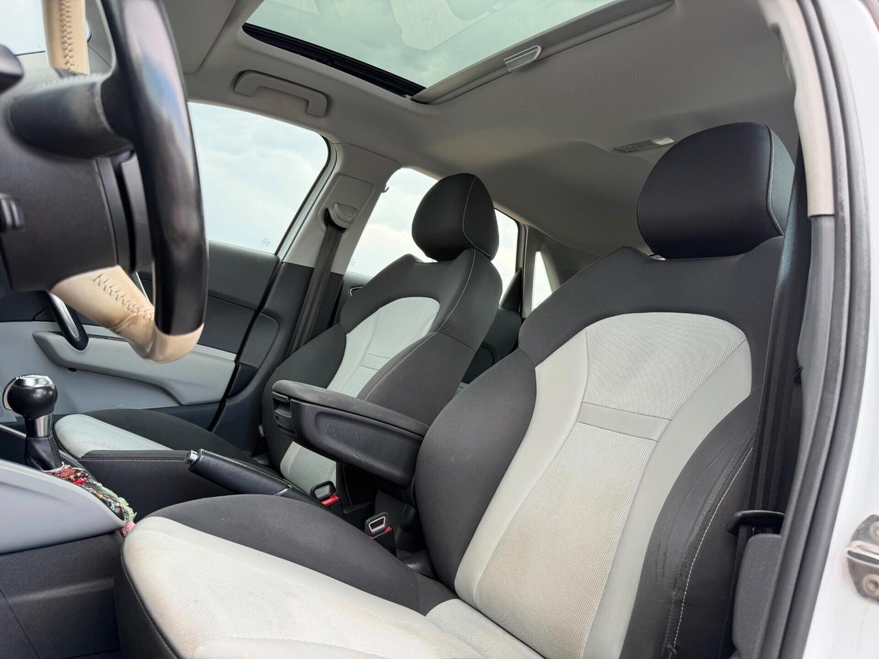 Audi A1 SPB 1.4 TFSI 122cv S tronic*Tetto*Fari