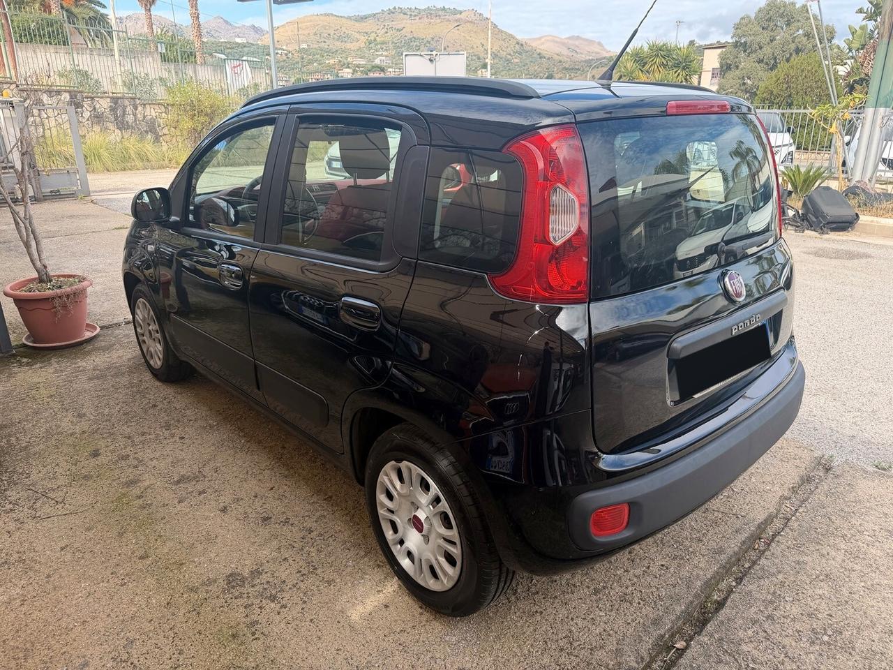 Fiat Panda 2016 1.2 Lounge Garanzia 11/2027