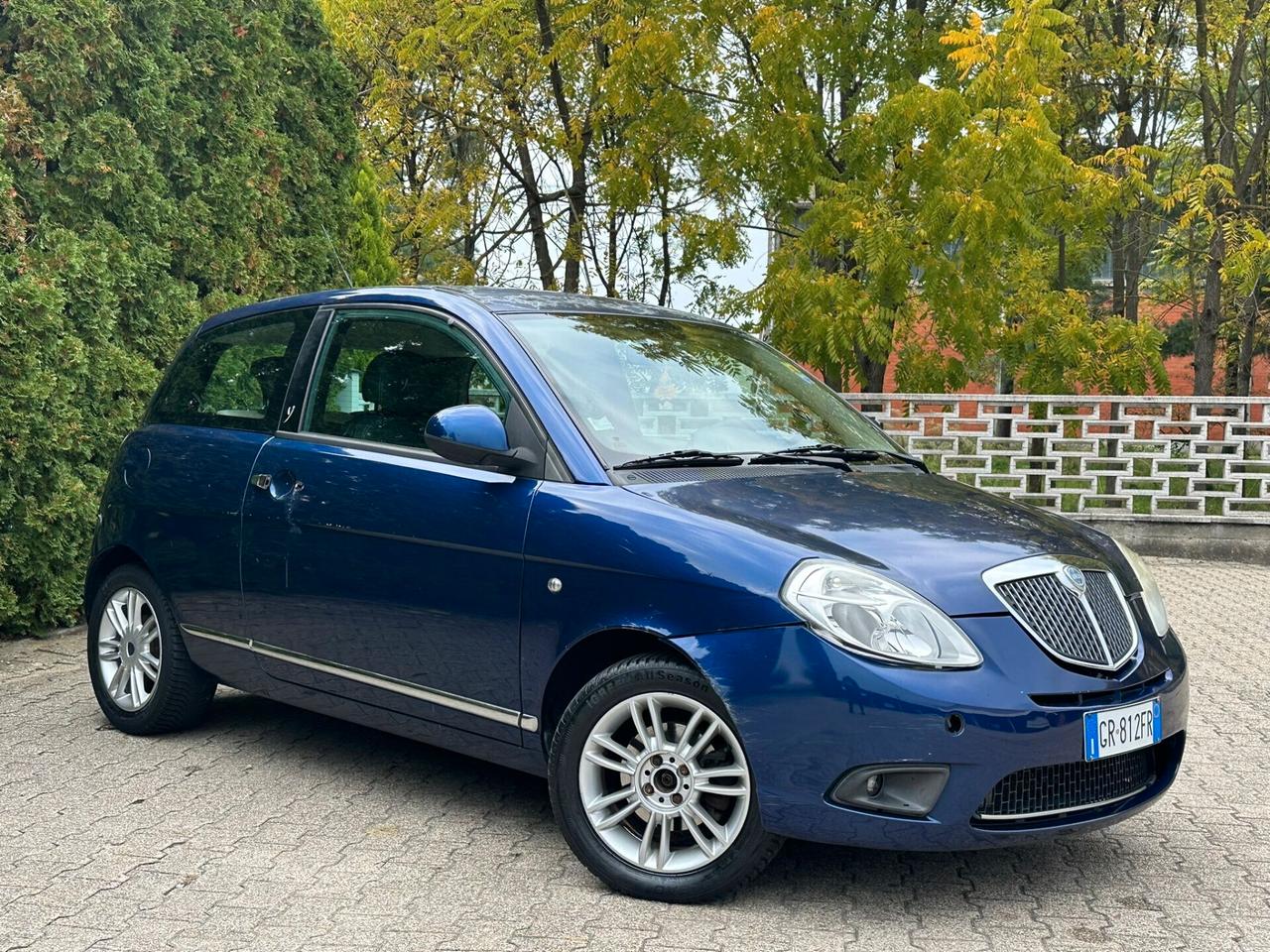 Lancia Ypsilon 1.4 Platino