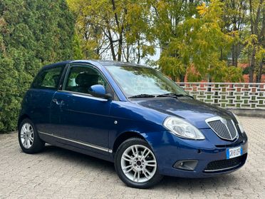 Lancia Ypsilon 1.4 Platino