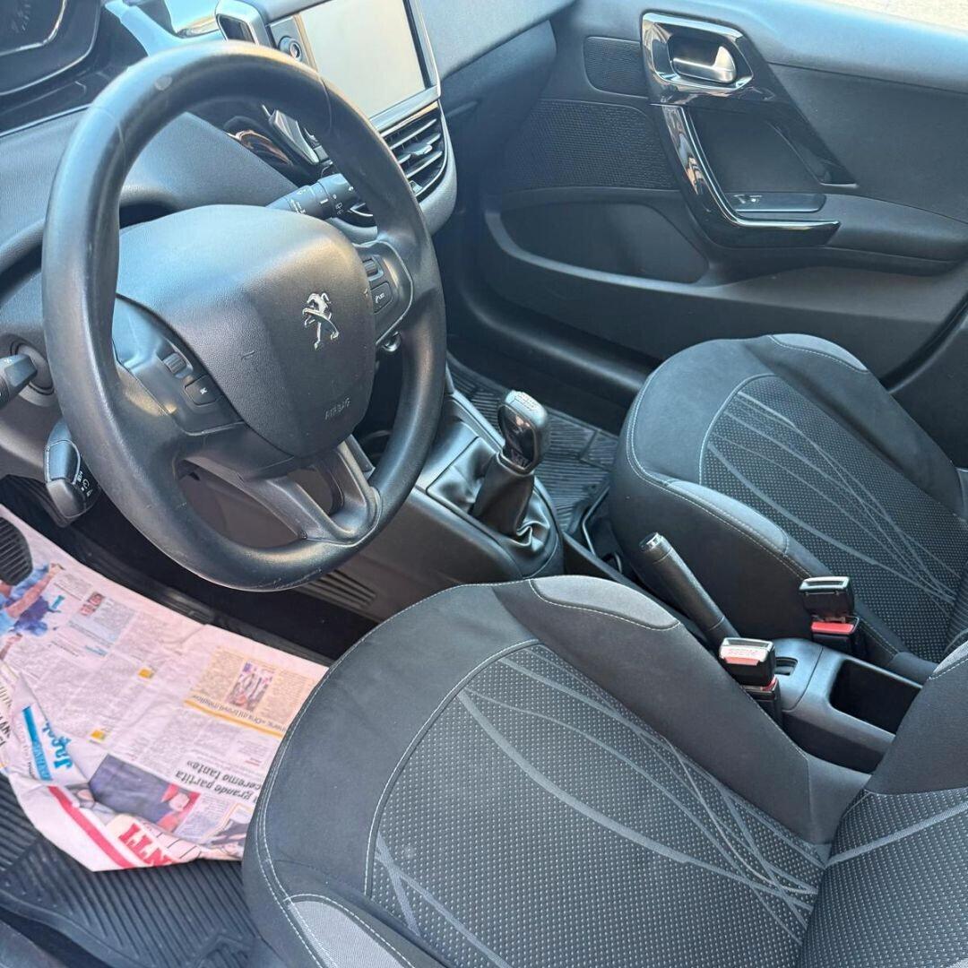 Peugeot 208 1.2 VTi 82 CV 5 porte Active