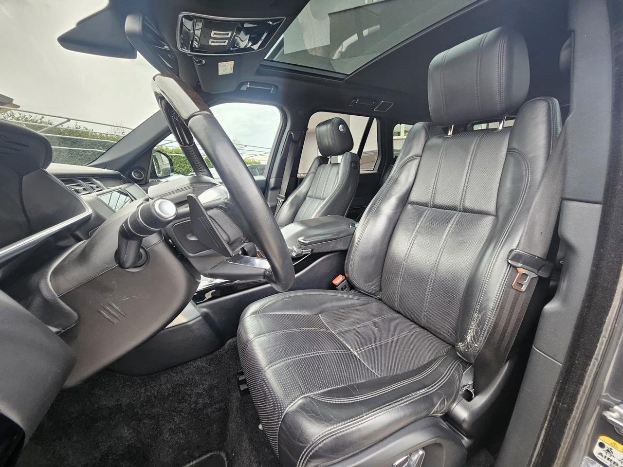 Land Rover Range 4.4 SDV8 Vogue