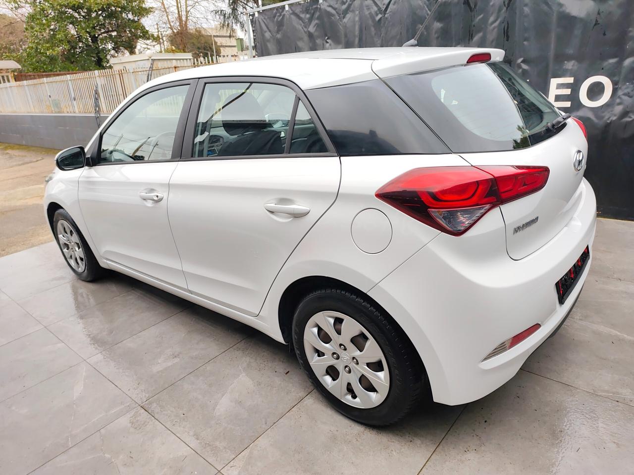 Hyundai i20 1.2 BENZINA GARANZIA 12 MESI