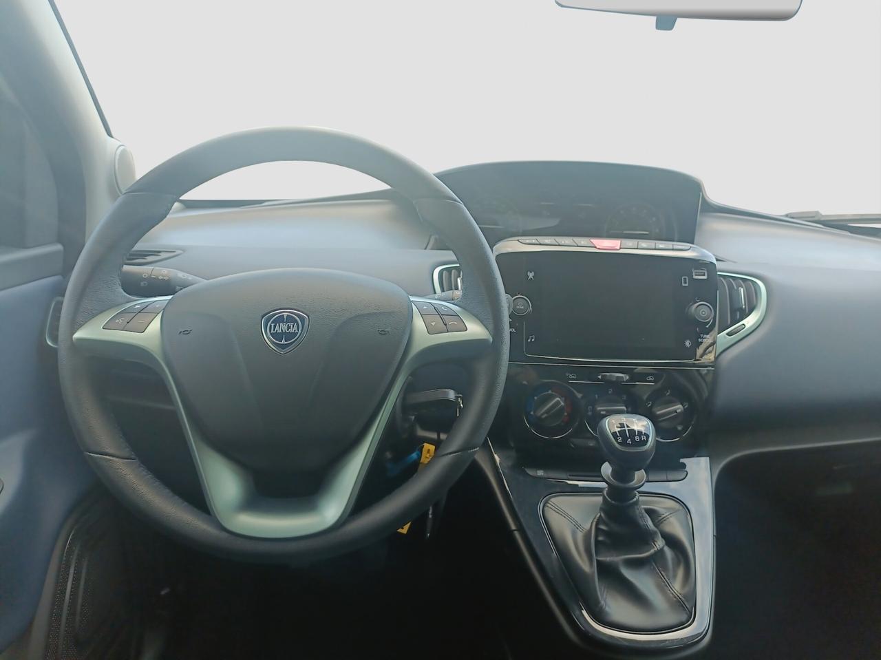 Lancia Ypsilon 1.0 FireFly 5 porte S&S Hybrid Gold