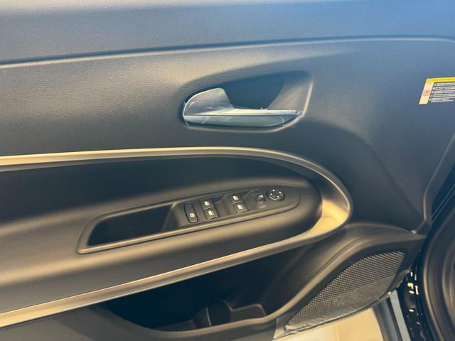 JEEP Avenger 1.2 Turbo 110 CV MHEV Summit km0!