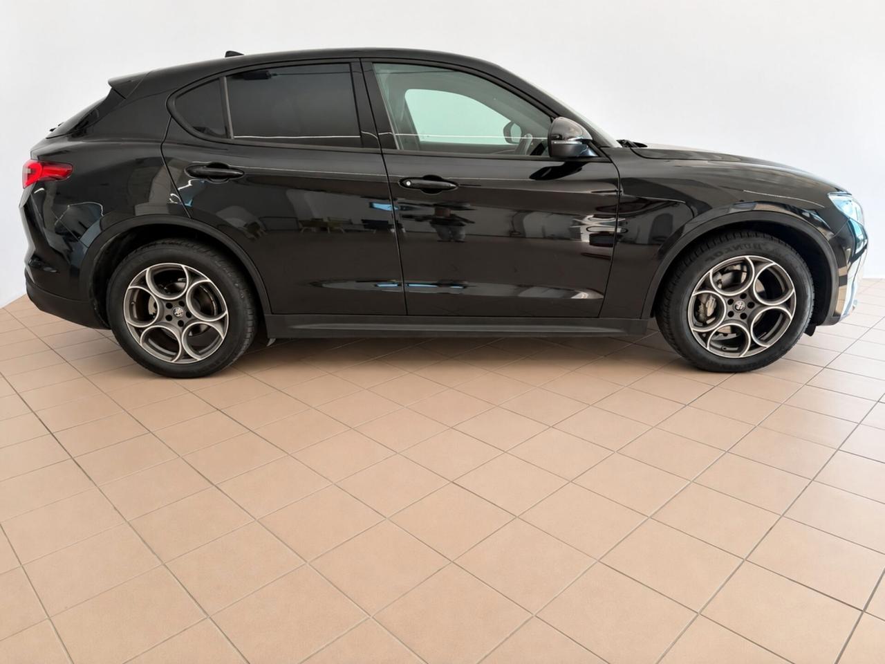 Alfa Romeo Stelvio 2.2 Turbodiesel 160 CV AT8 RWD Sprint