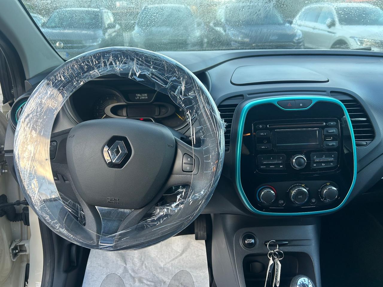 Renault Captur 1.5 DCI FULL OPTIONAL GARANZIA