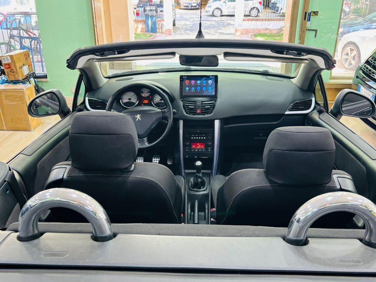 Peugeot 207CC 1.6 HDi 110CV Cabrio Coupè Féline Navi
