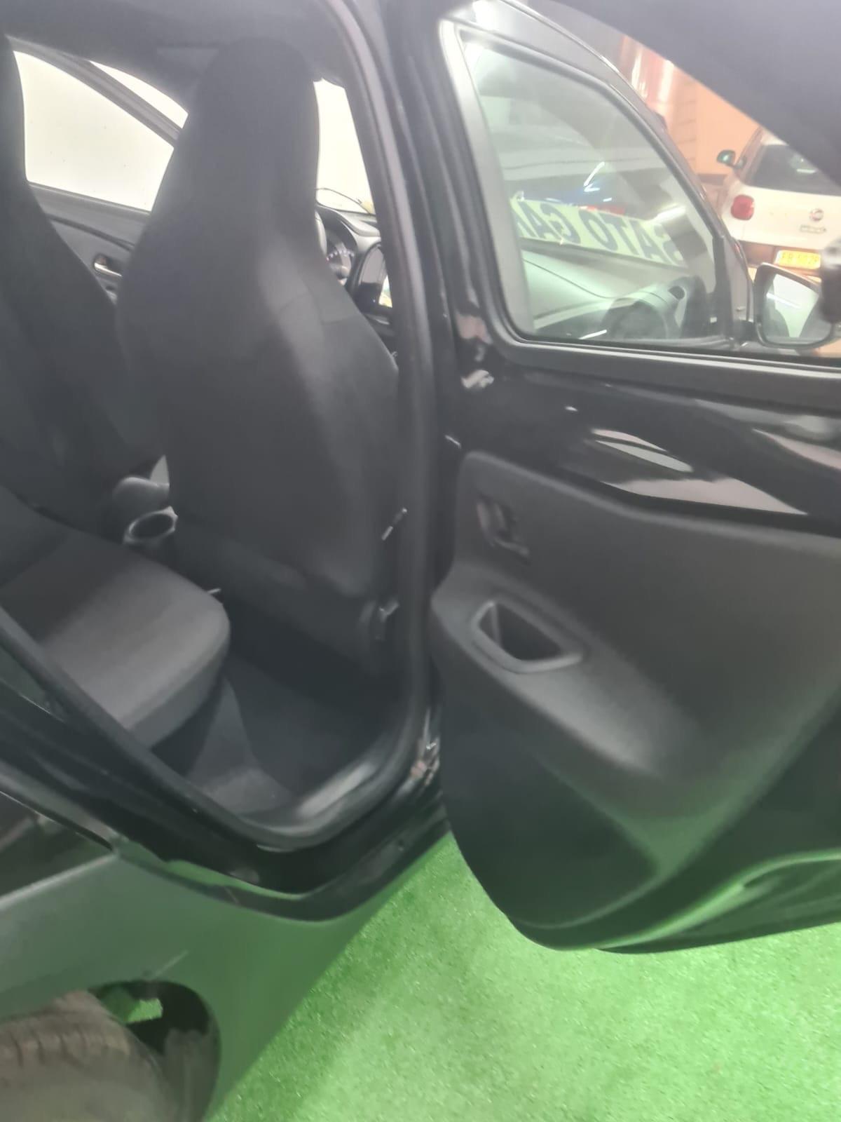 Toyota Aygo X 1.0 VVT-i 72 CV 5 porte Lounge Air