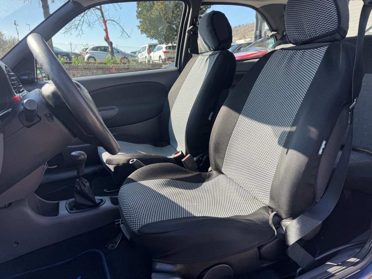 Ford Fiesta 1.2i 16V cat 3 porte Ghia