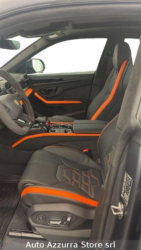Lamborghini Urus SE | PACK STYLE, PACK DARK, B&O