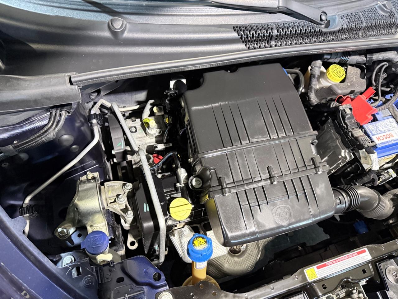 Lancia Ypsilon 1.2 69 CV 5 porte S&S Gold