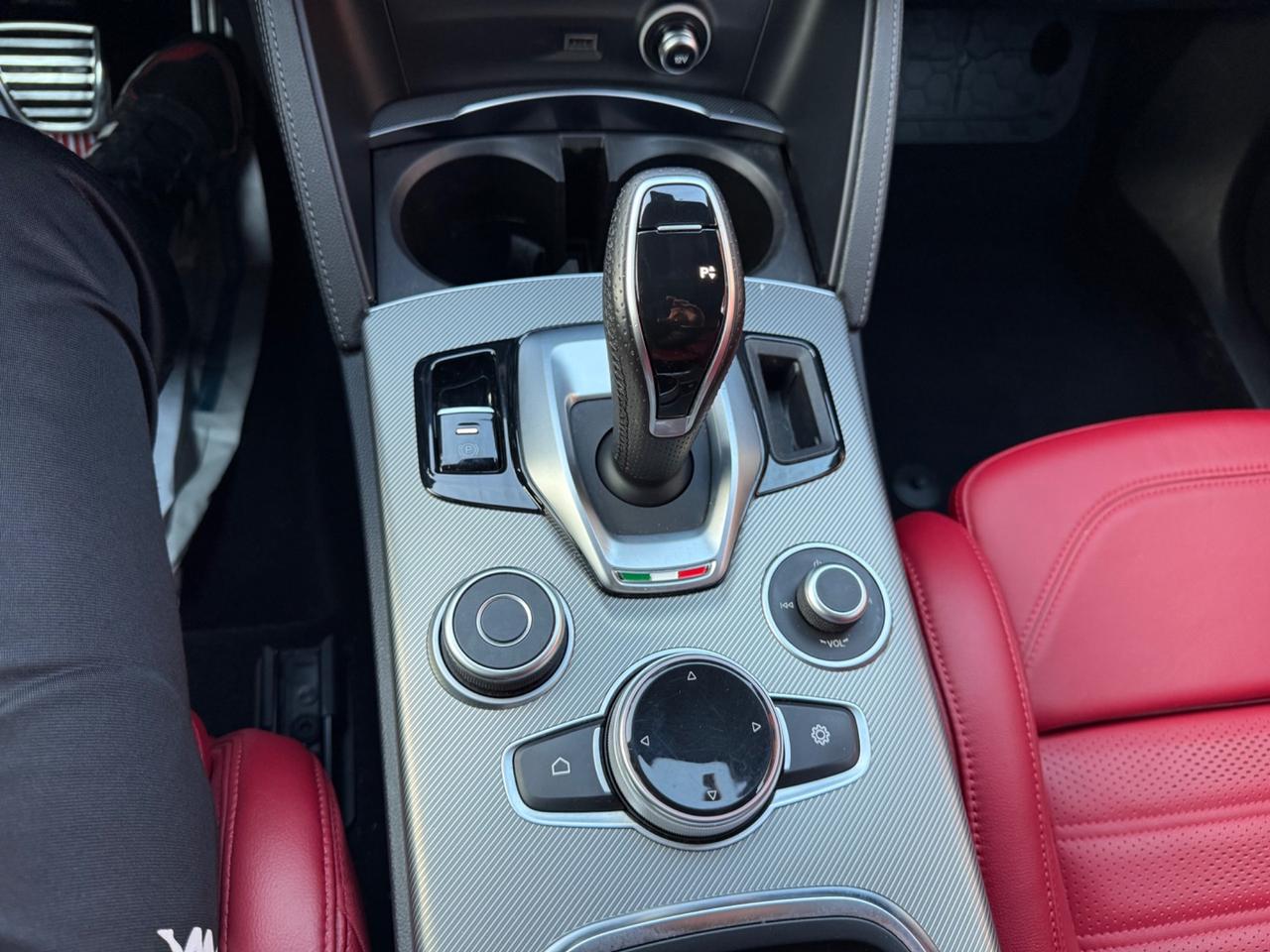 Alfa Romeo Stelvio 2.2 Turbodiesel 210 CV AT8 Q4 Veloce