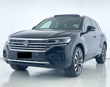 Volkswagen Touareg 3.0 V6 TDI SCR Elegance R-LINE