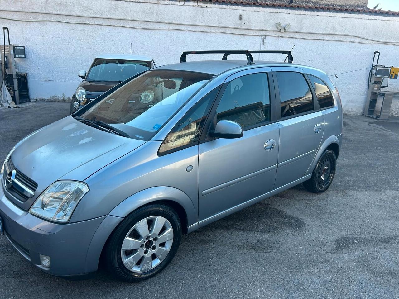 Opel Meriva 1.7cc diesel(PRIVATO)-2005