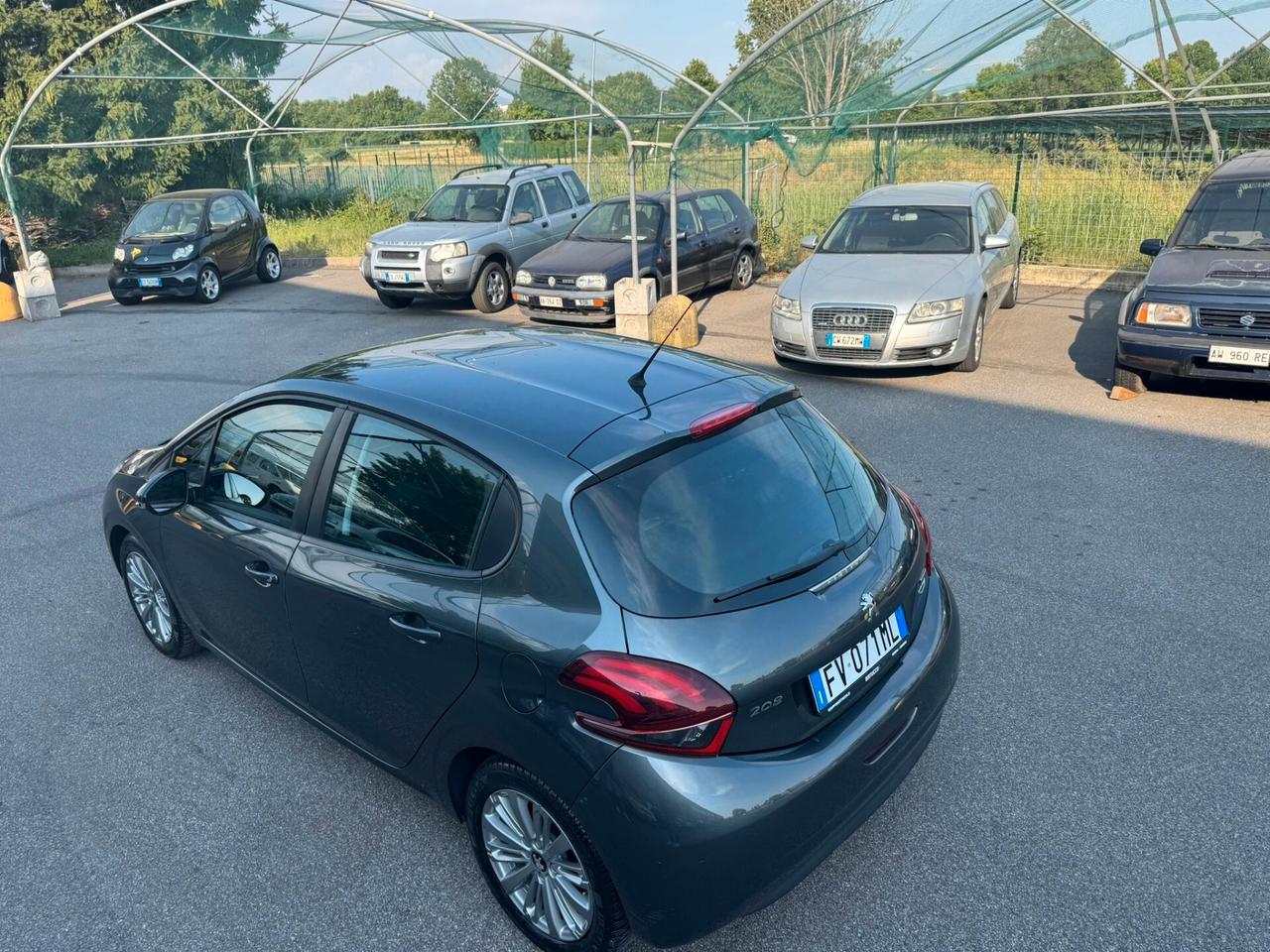 Peugeot 208 PureTech 82 5 porte Allure