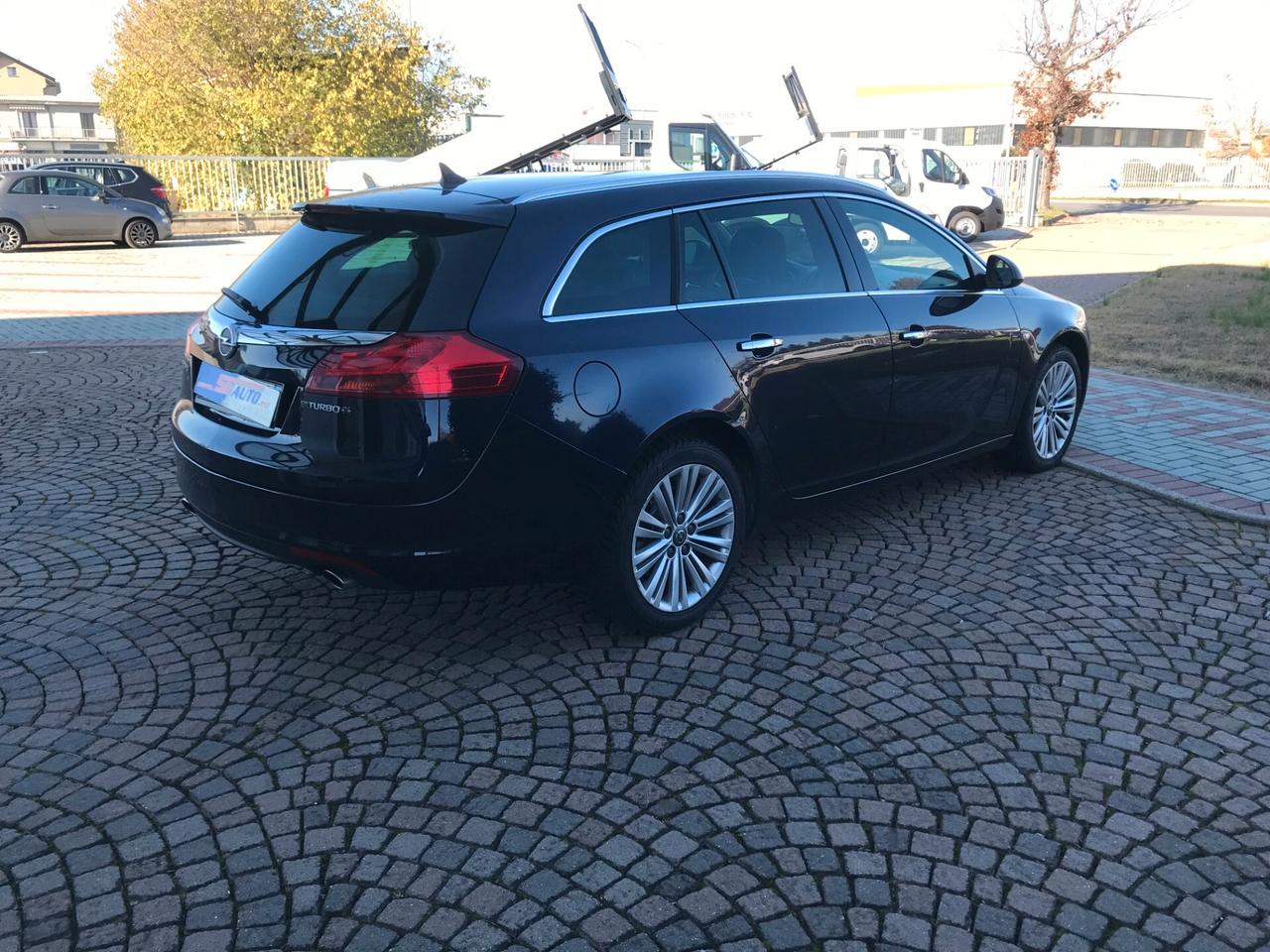 Opel Insignia 2.0 BiTurbo CDTI 4x4 Start&Stop Sports Tourer Cosmo