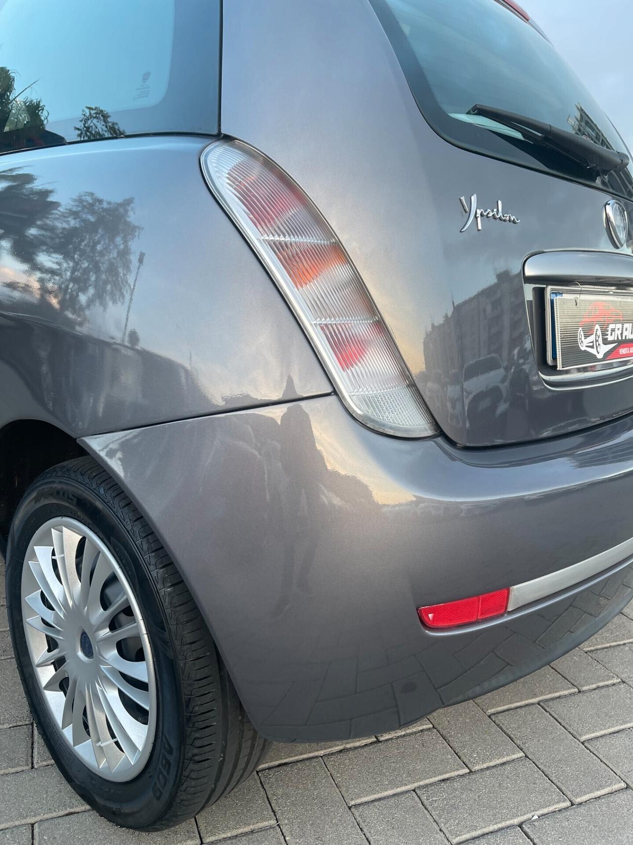 Lancia Ypsilon 1.2 Versus 60cv