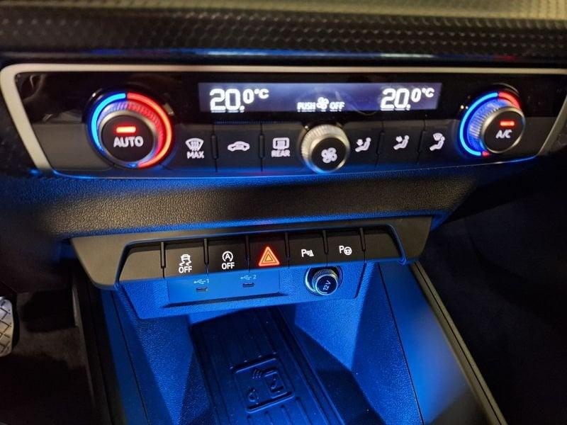 Audi A1 A1 allstreet 30 TFSI S tronic Identity Contrast