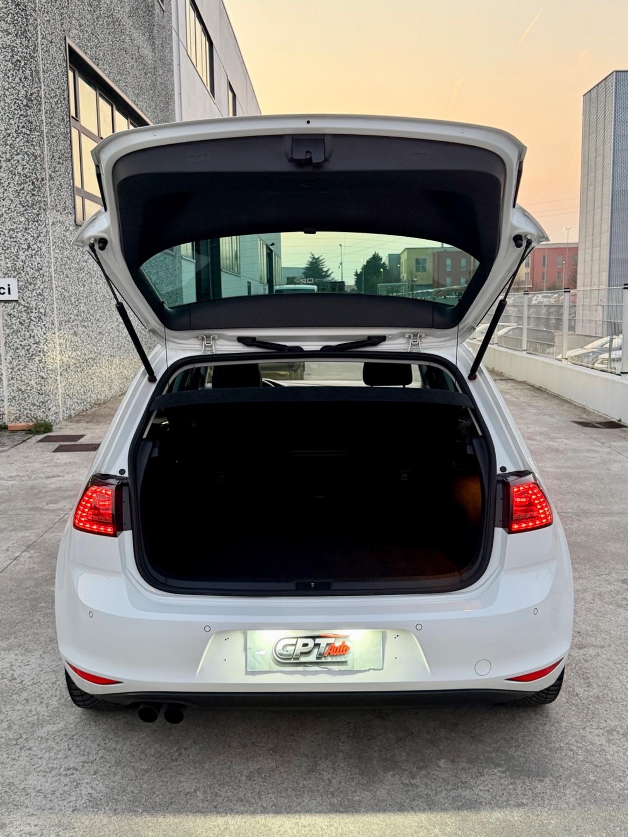 Volkswagen Golf Business 1.6 TDI 5p. 4MOTION Highline BlueMotion Tech.