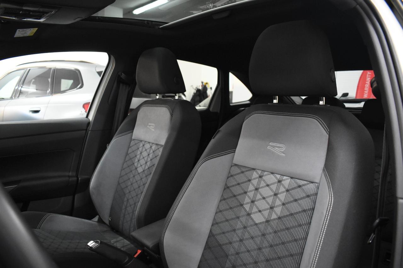 Volkswagen Taigo 1.0 TSI 110 CV DSG R-Line