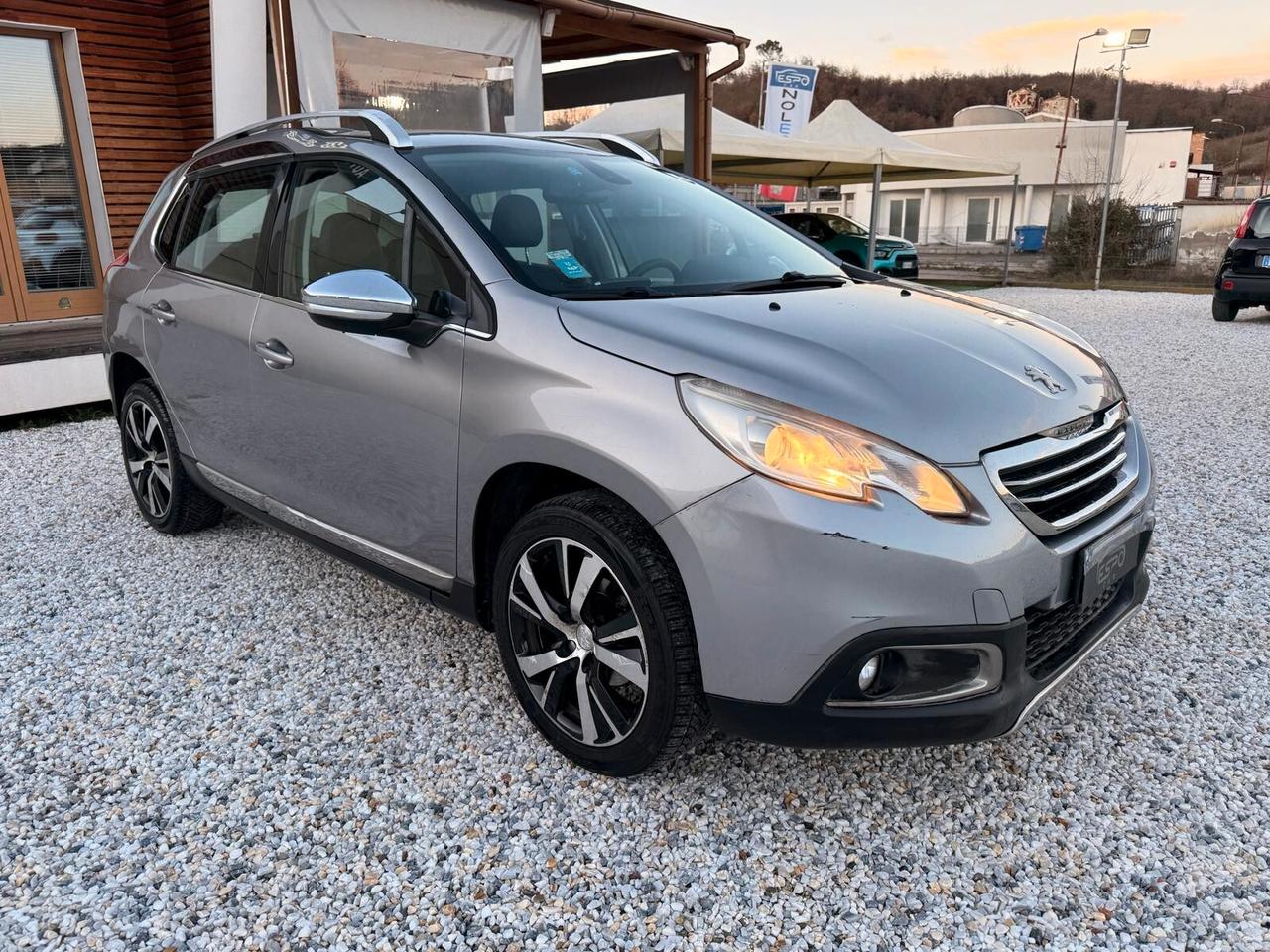 Peugeot 2008 1.6 e-HDi 115 CV Stop&Start Allure