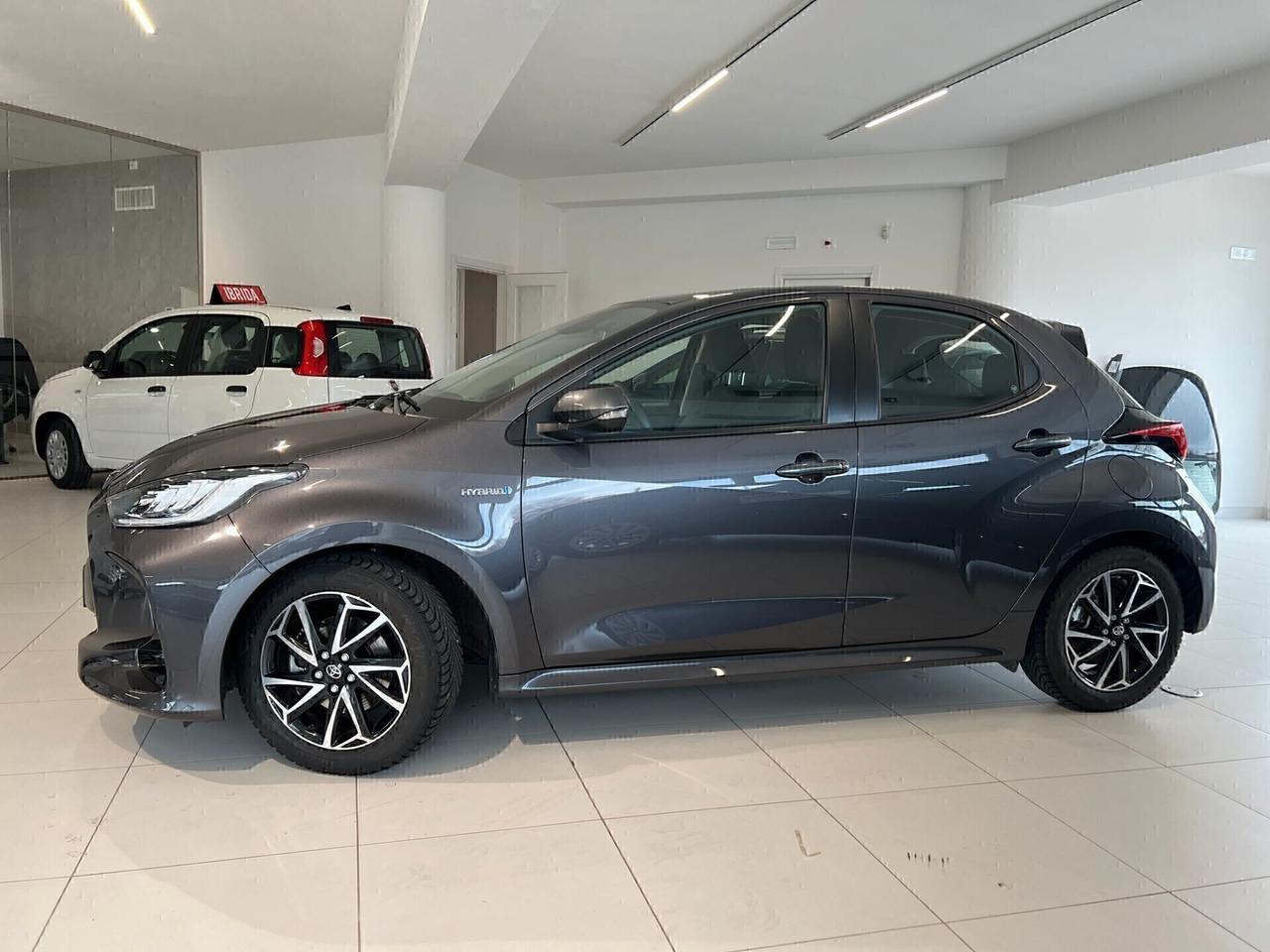 Toyota Yaris 1.5 Hybrid 5 porte Trend